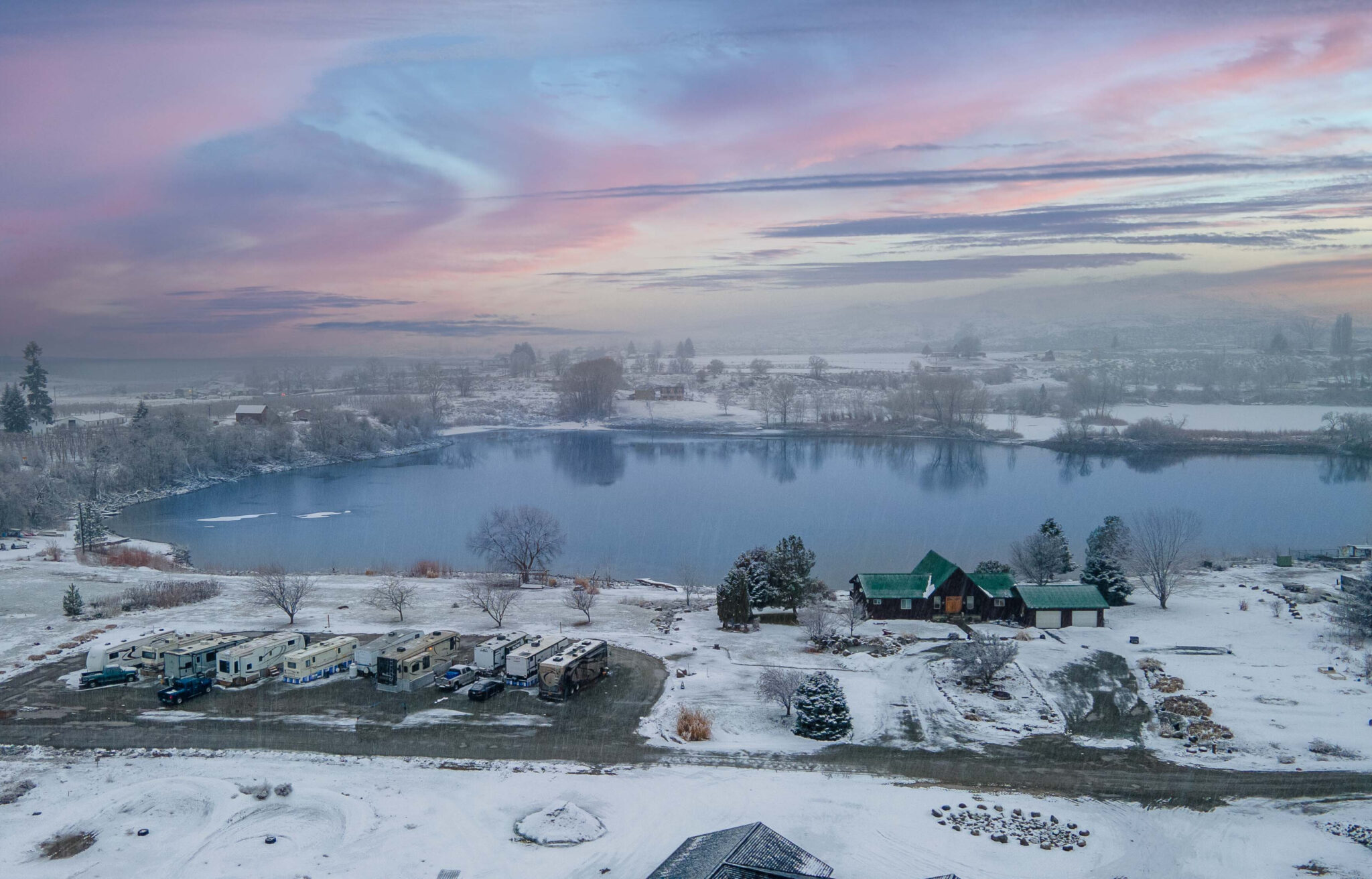 Sunset Lakes Resort